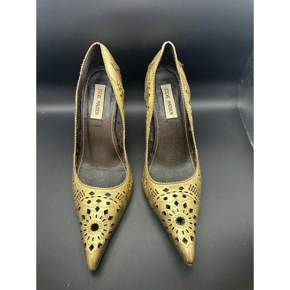 Steve Madden‎ Leather Matador Heels Gold Women's Size 7.5B